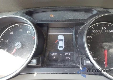 2010 Audi A5 2.0T Premium z USA, uszkodzony, nr VIN WAULFAFR8AA013451